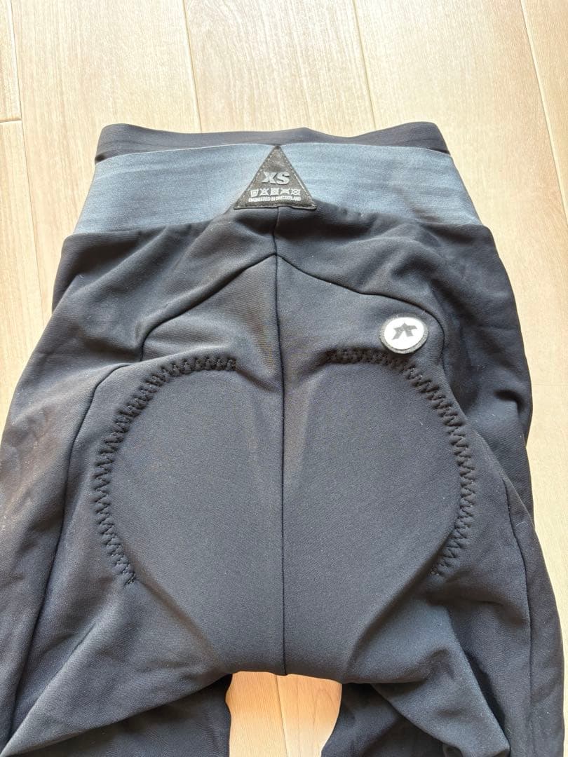 ASSOS ハーフニッカービブタイツ　レディースXS