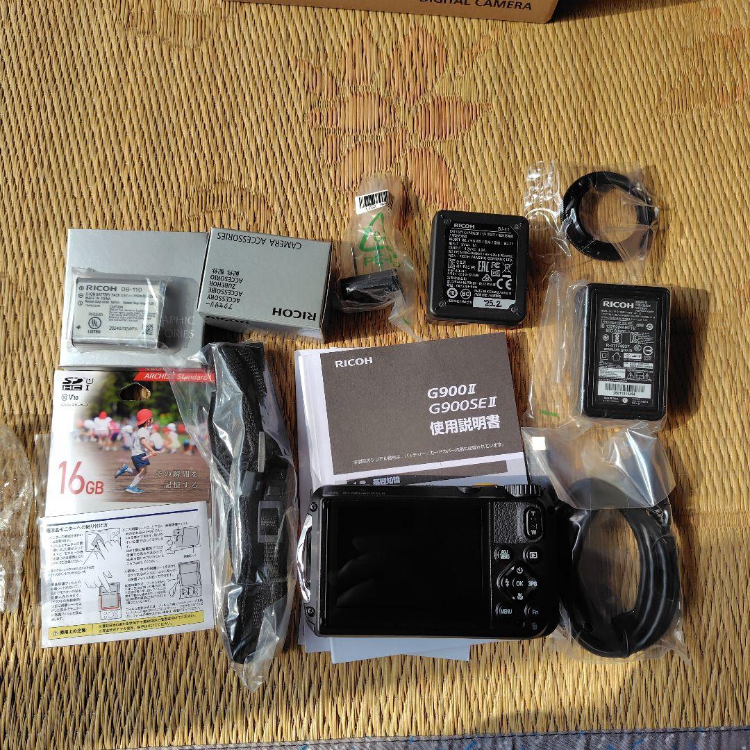 RICOH　デジカメG900II