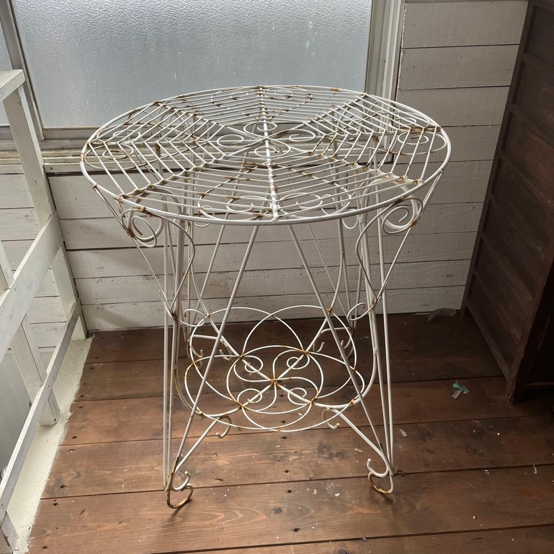 イギリス　ビンテージ　ガーデン　テーブル