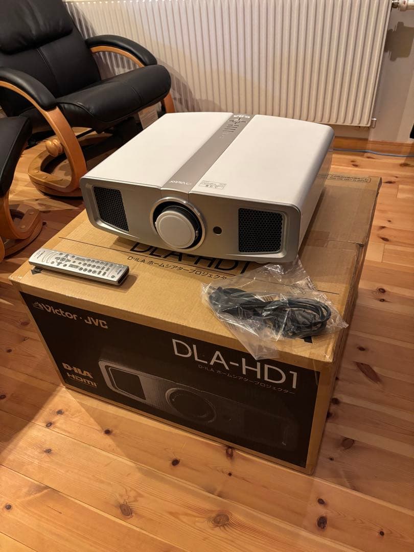 Victor・JVC DLA-HD1 ビクター　プロジェクター　ランプ316h