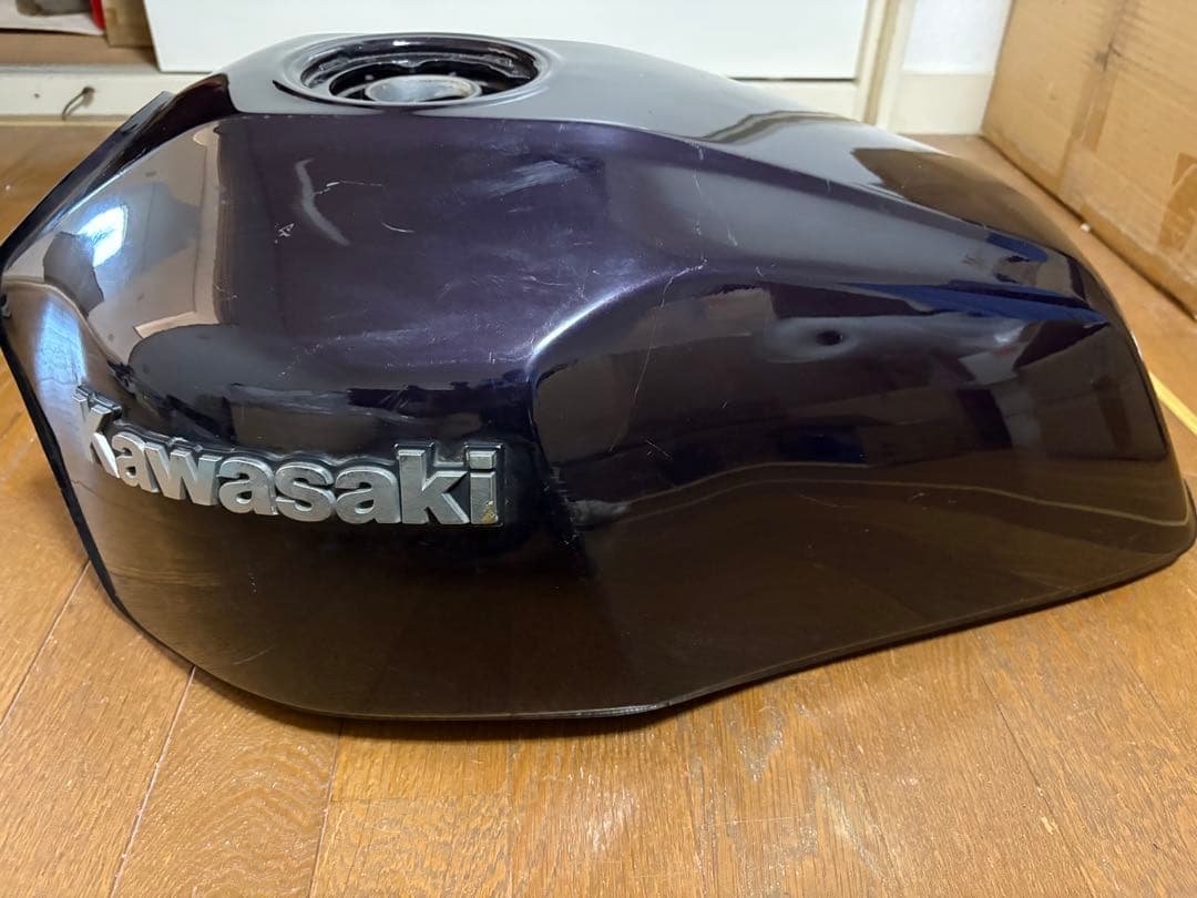 カワサキ　ZRX400 フューエルタンク　紫