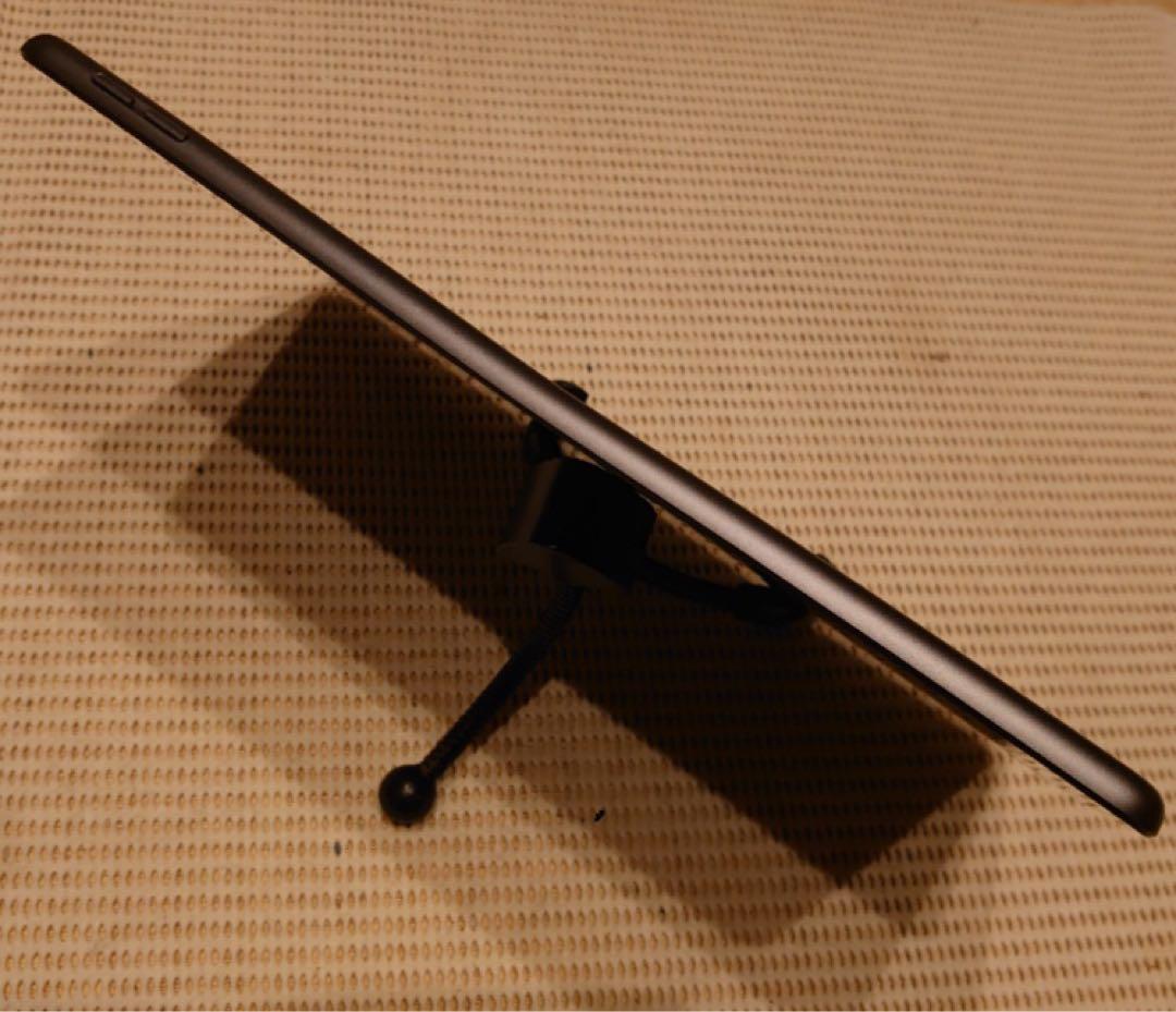 完動品iPad第8世代(A2270)本体32GBグレイ送料込7Q1GC