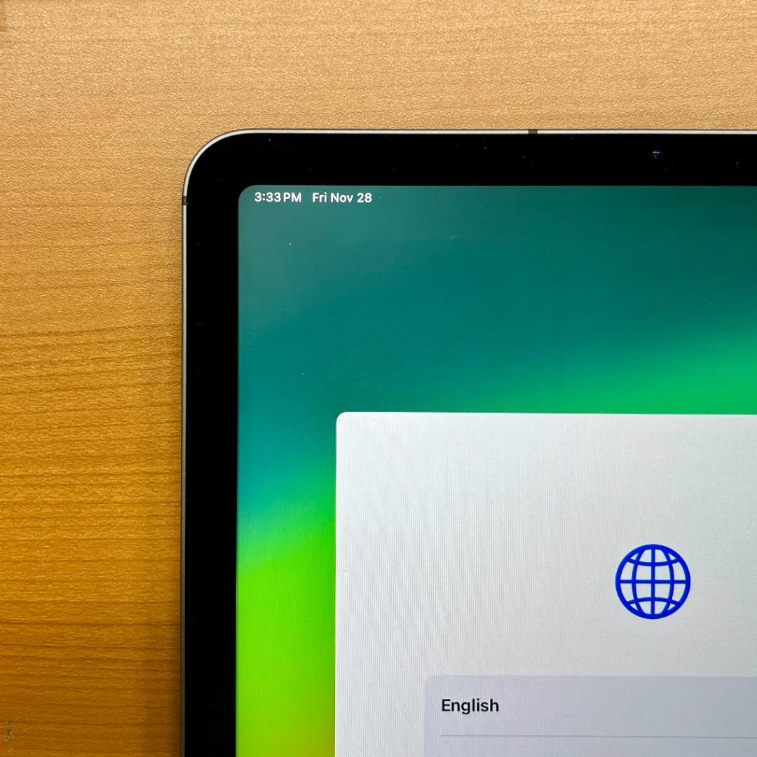 E*r様 iPad Air 第五世代 Cellular 64GB Apple I