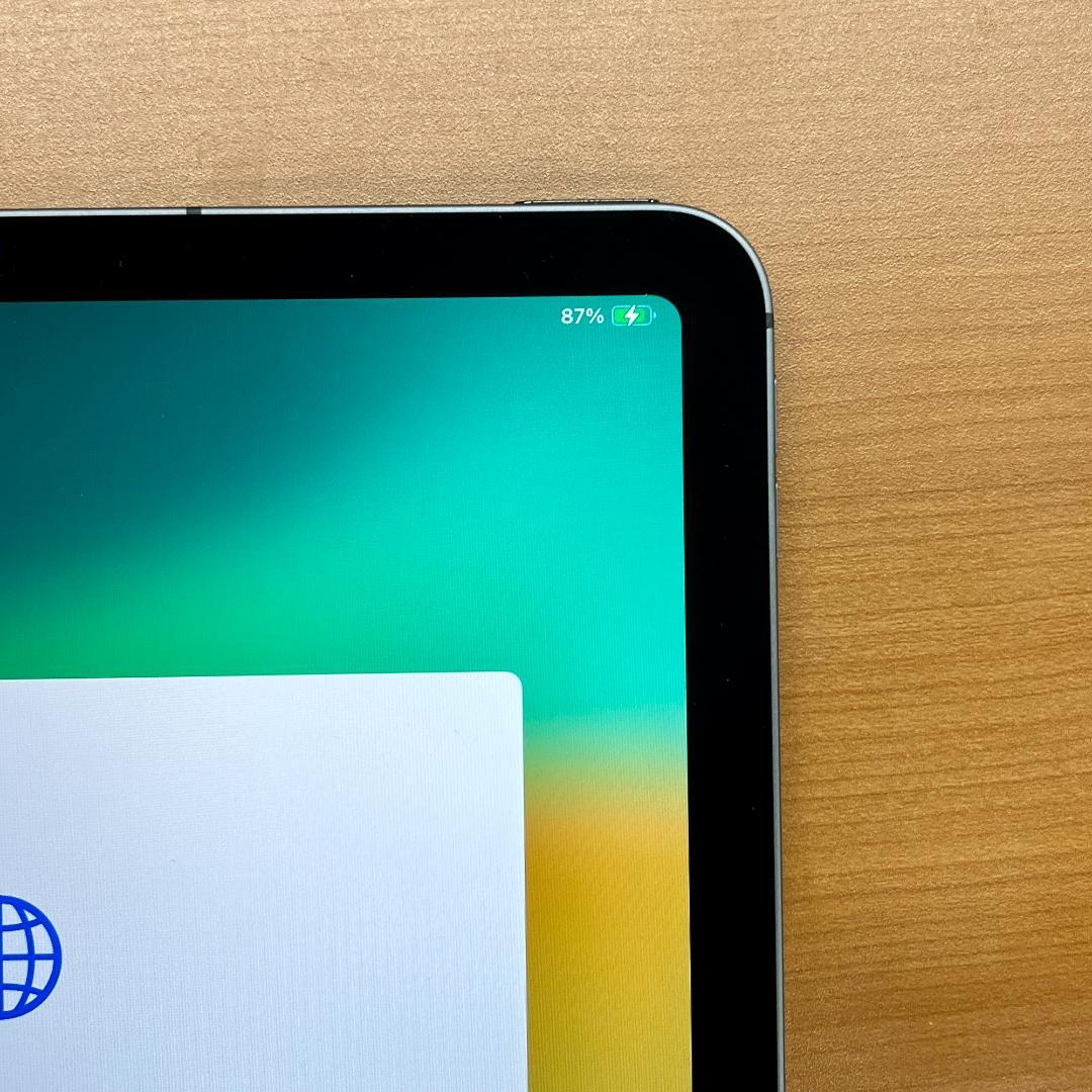 E*r様 iPad Air 第五世代 Cellular 64GB Apple I