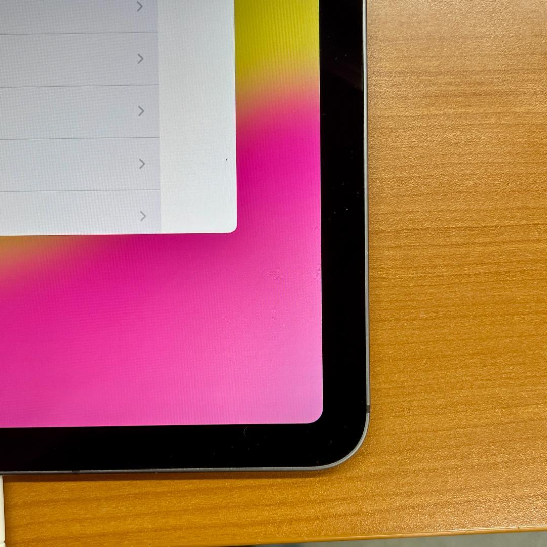 E*r様 iPad Air 第五世代 Cellular 64GB Apple I