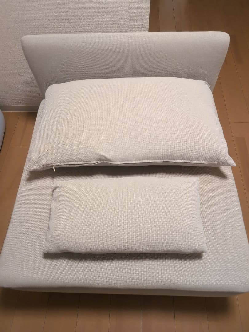 SÖDERHAMN ソーデルハムン　1人掛けソファ　ライトベージュ