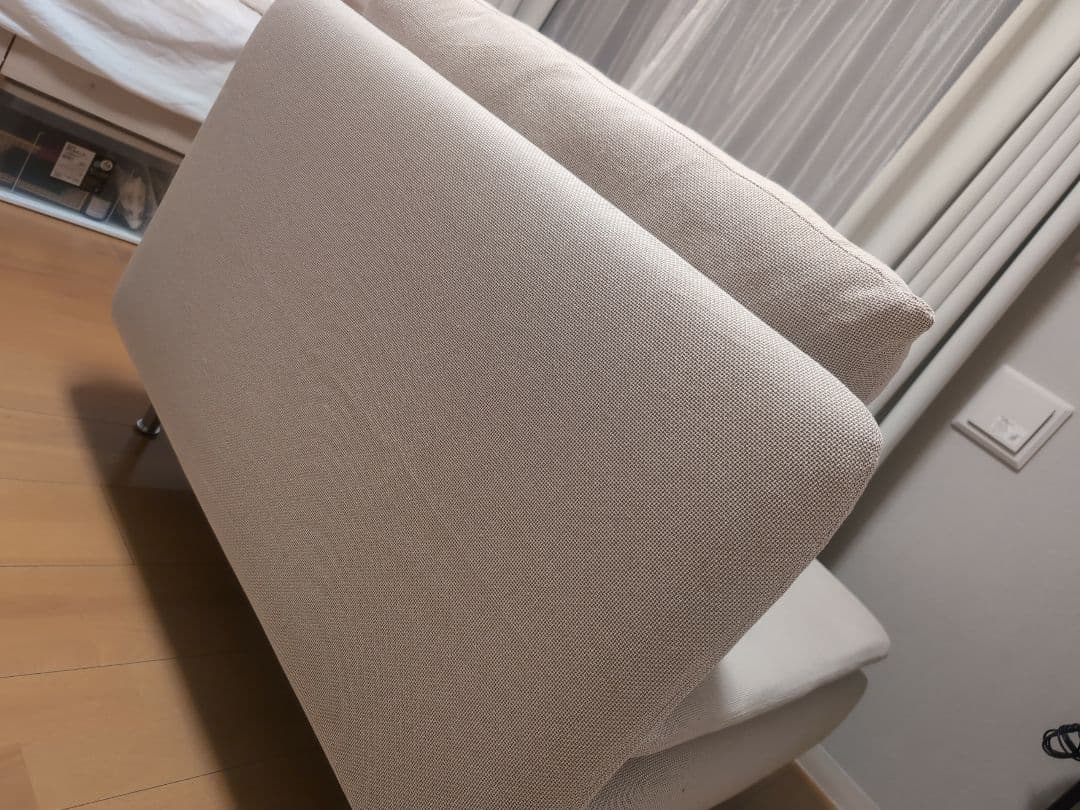 SÖDERHAMN ソーデルハムン　1人掛けソファ　ライトベージュ