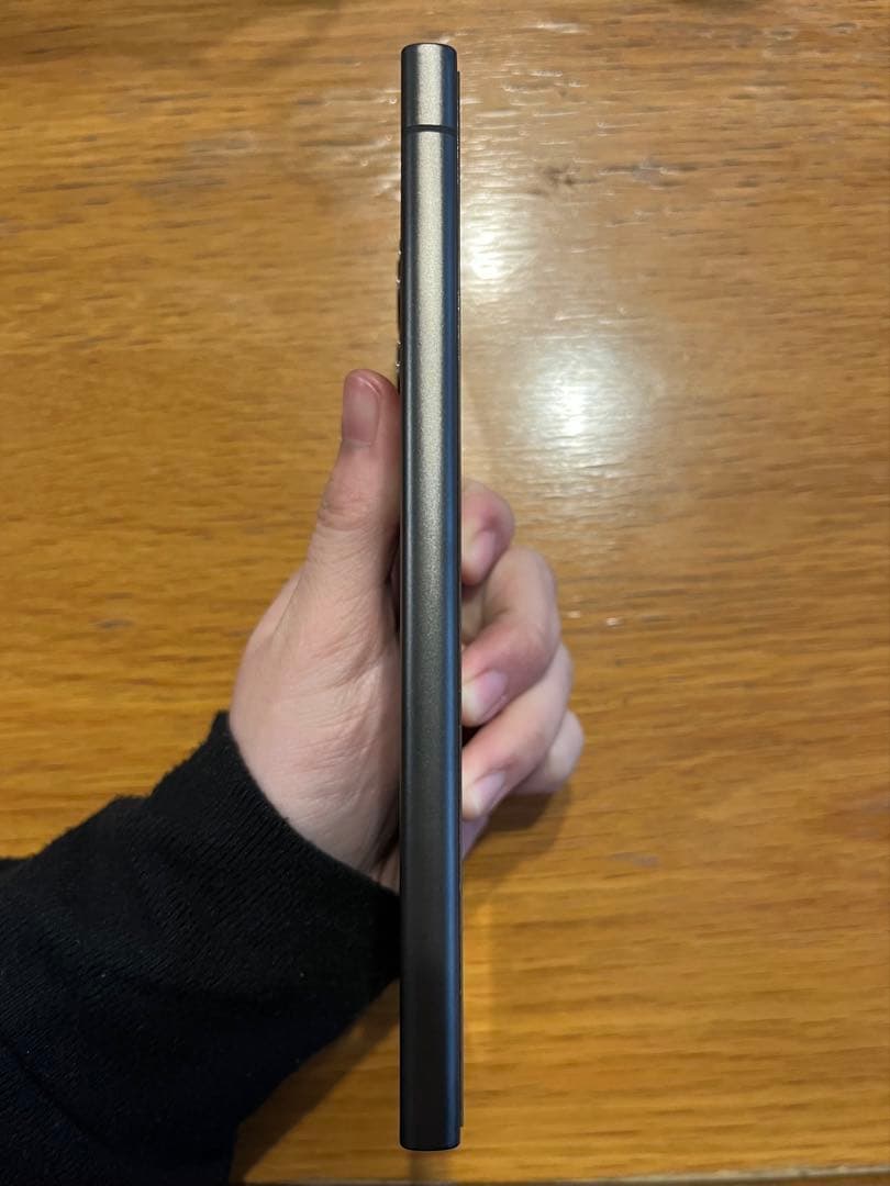 【美品】Galaxy S24Ultra 512GB 国内版 チタニウムグレー