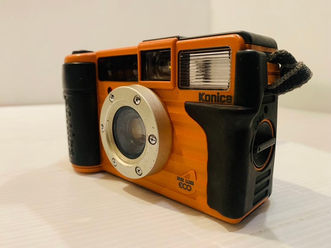 【動作品】フィルムカメラ Konica 現場監督 LENS 28 WB ECO