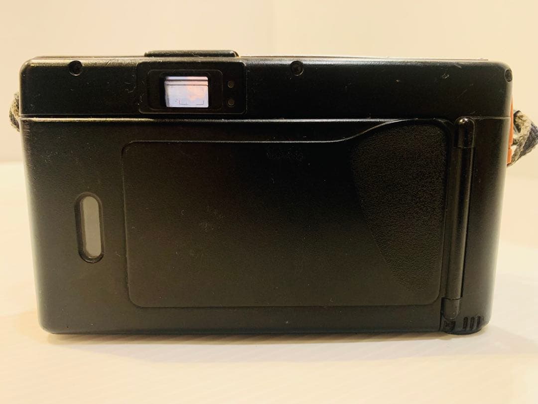 【動作品】フィルムカメラ Konica 現場監督 LENS 28 WB ECO