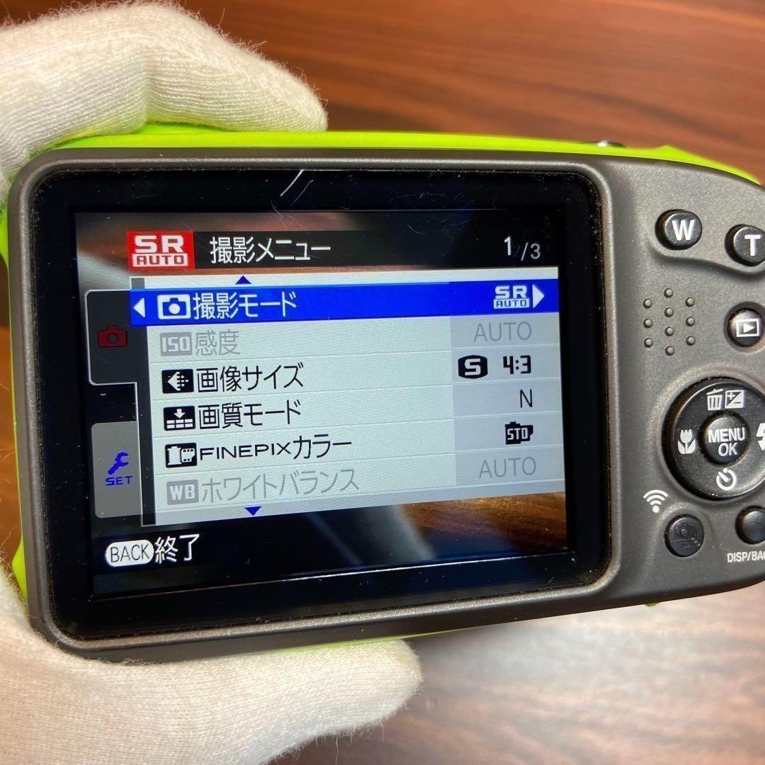 FUJIFILM FINEPIX XP90 デジカメ　ほぼ新品 3440