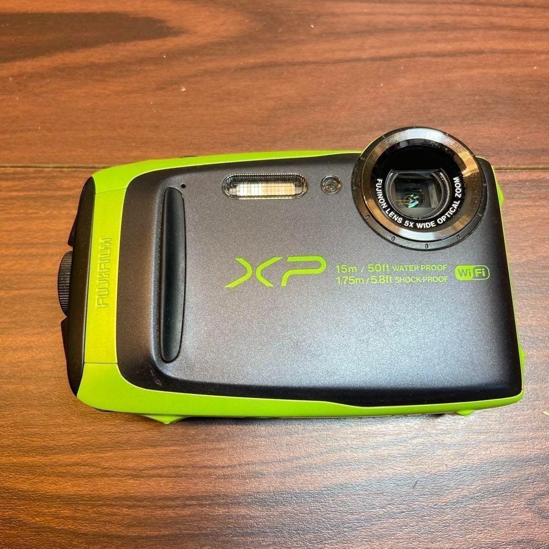 FUJIFILM FINEPIX XP90 デジカメ　ほぼ新品 3440