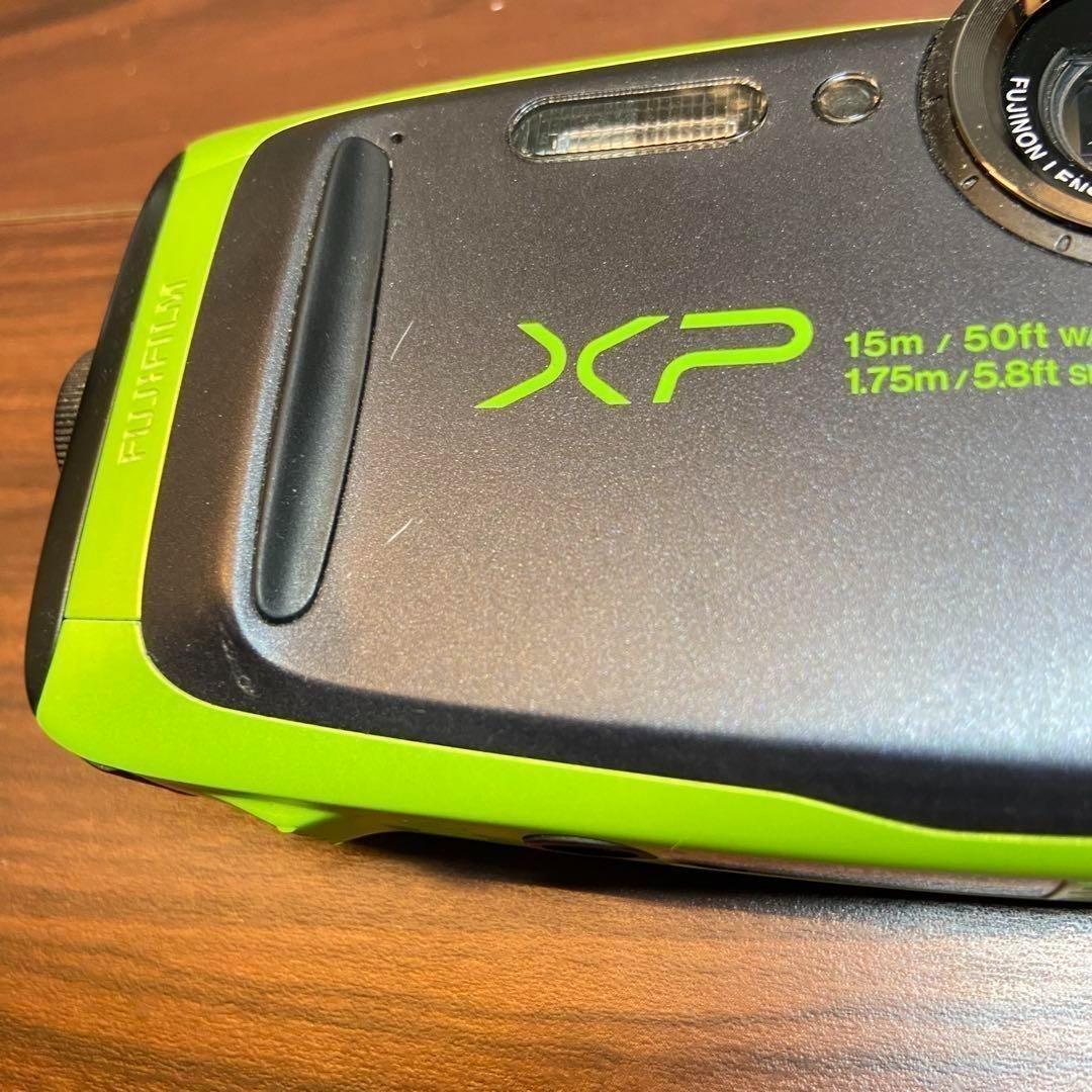 FUJIFILM FINEPIX XP90 デジカメ　ほぼ新品 3440