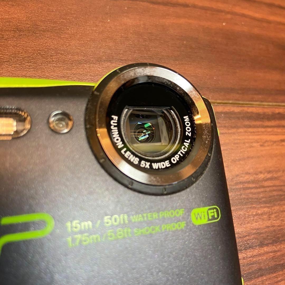 FUJIFILM FINEPIX XP90 デジカメ　ほぼ新品 3440