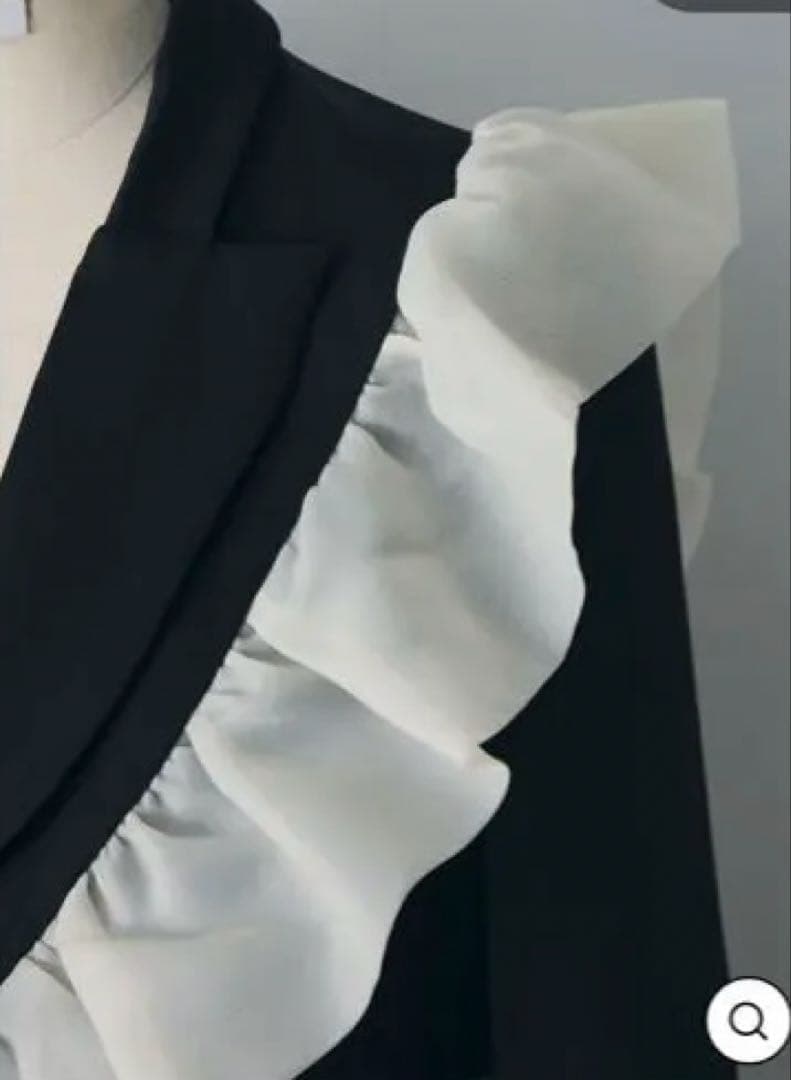 完売品❗️ freneアシメフリルマニッシュジャケット