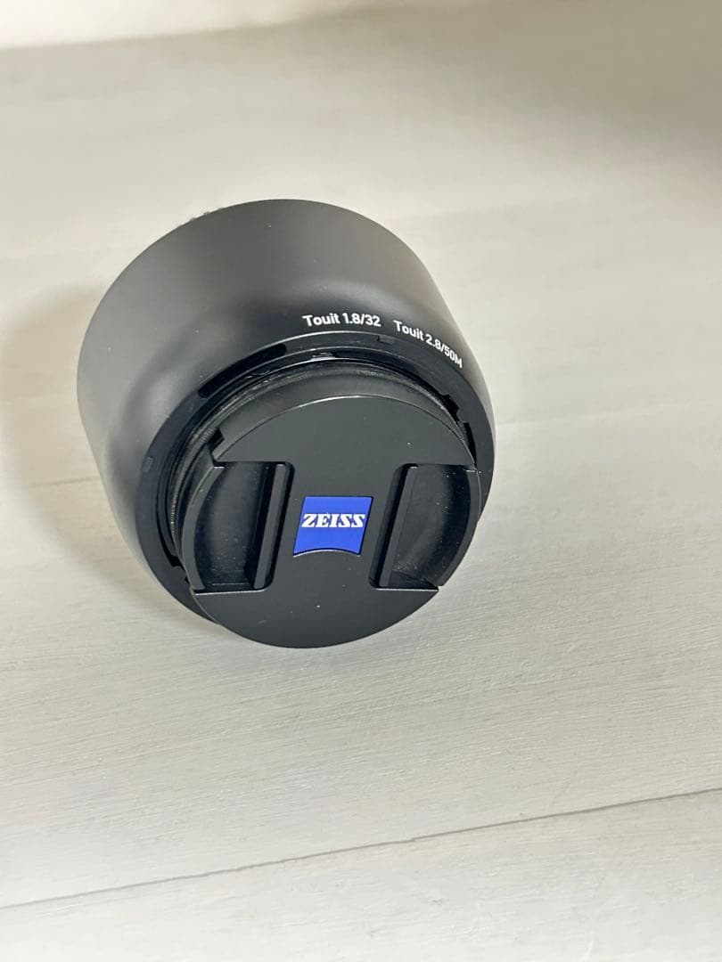 カールツァイス　Touit 1.8/32 フジフイルム用