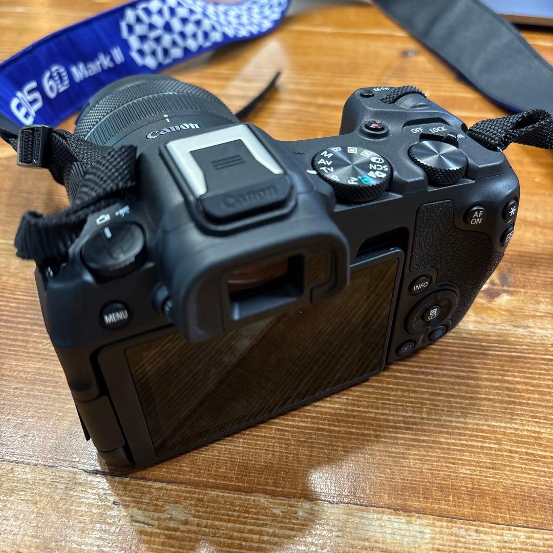 Canon EOS R8 ミラーレスカメラ レンズ おまけ付き