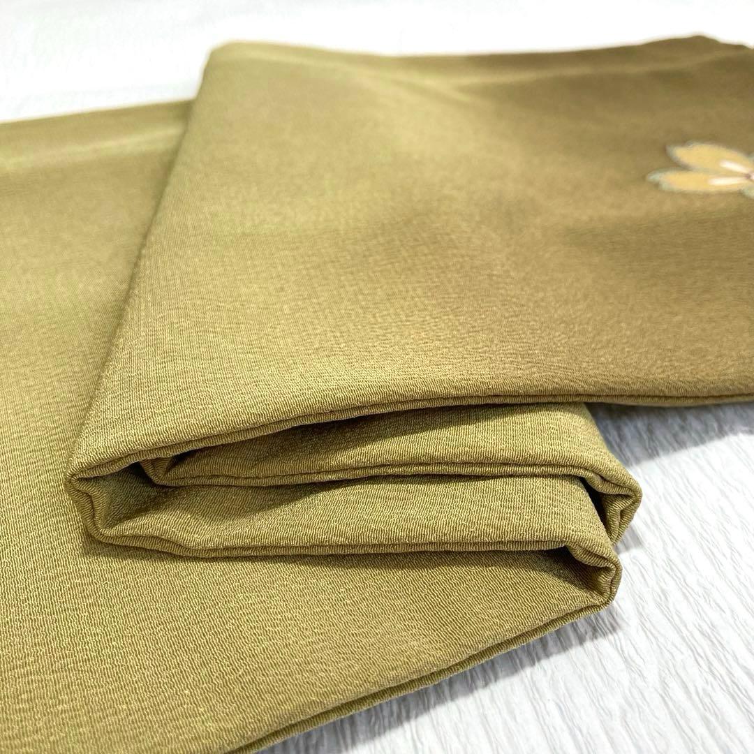 【美品✨】東レシルック　洗える着物　付け下げ　緑みのくすみの黄　桜　ぼかし染I1