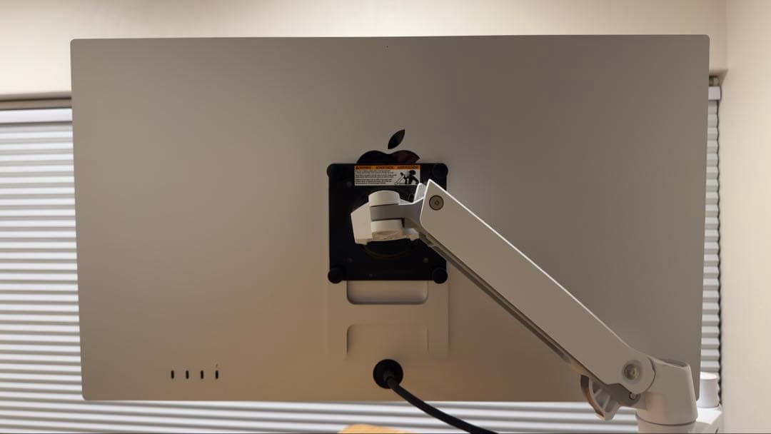 ディスプレイ・モニター本体 Apple Studio Display Nano-texture VESA