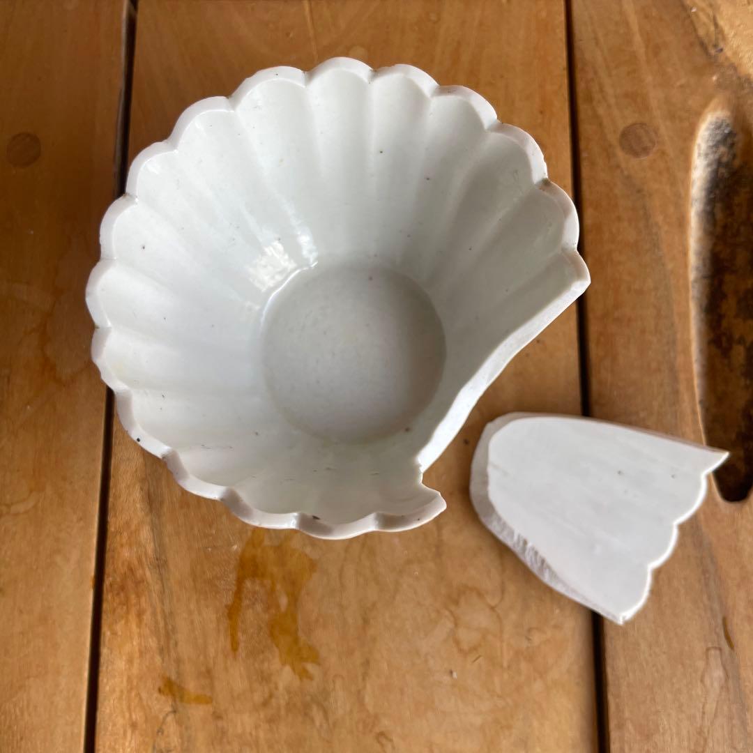 金継ぎ用　古伊万里白磁菊型猪口　江戸時代