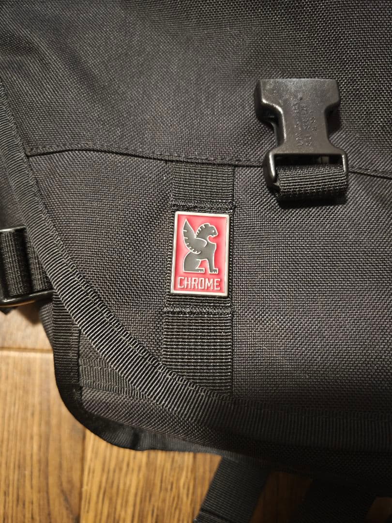 購入前要コメント！CHROMEクローム　ベルリン メッセンジャーバッグ
