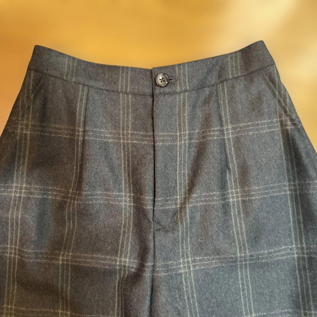 【未使用品】マドモアゼルノンノン　ウール100%ガウチョパンツ チャコールグレー