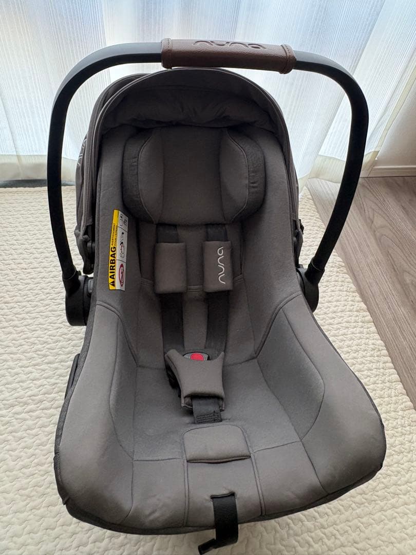 Nuna Pipa nextチャイルドシート
