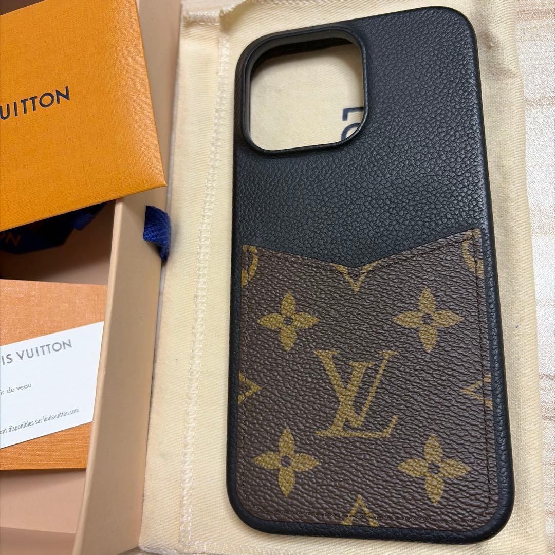✨極美品✨ルイヴィトン　iPhone15promaxケース　モノグラム　黒