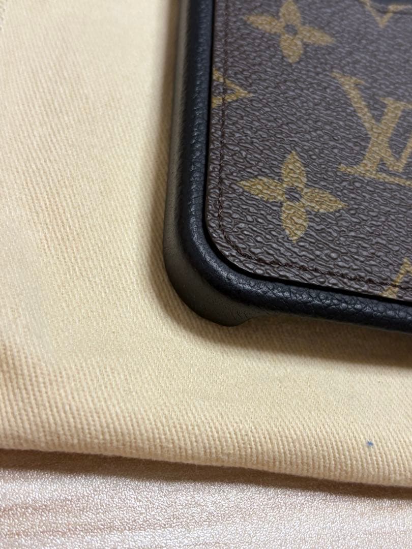 ✨極美品✨ルイヴィトン　iPhone15promaxケース　モノグラム　黒