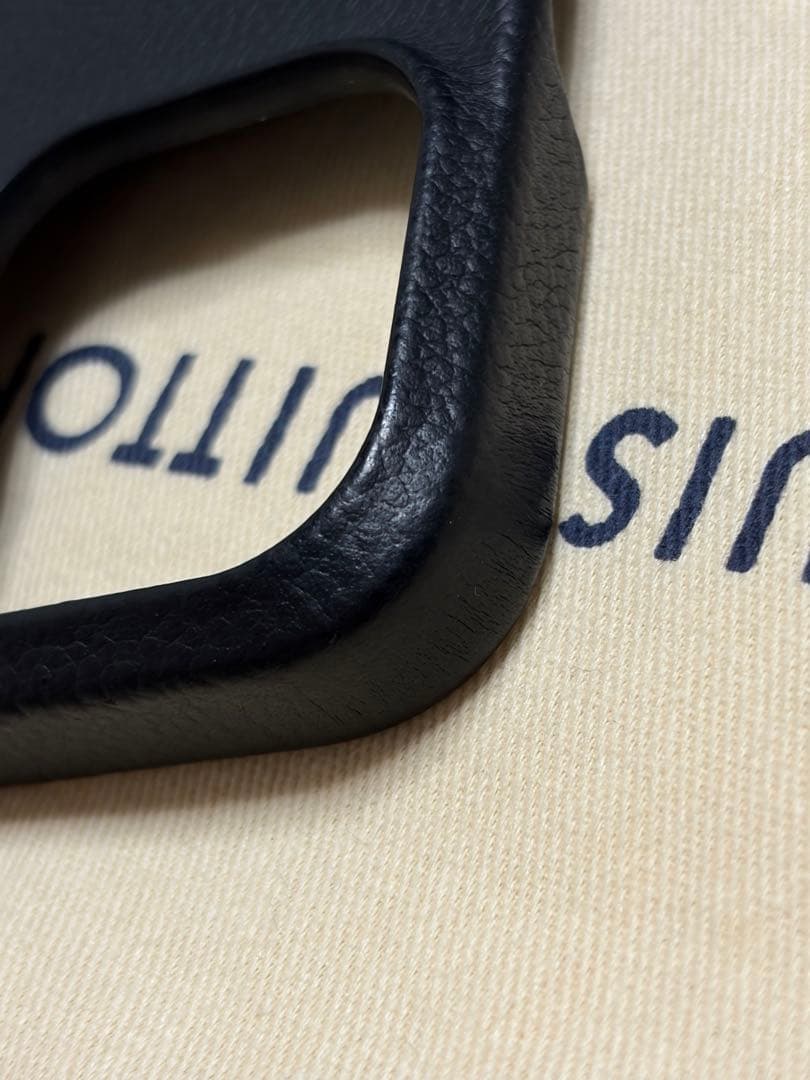 ✨極美品✨ルイヴィトン　iPhone15promaxケース　モノグラム　黒