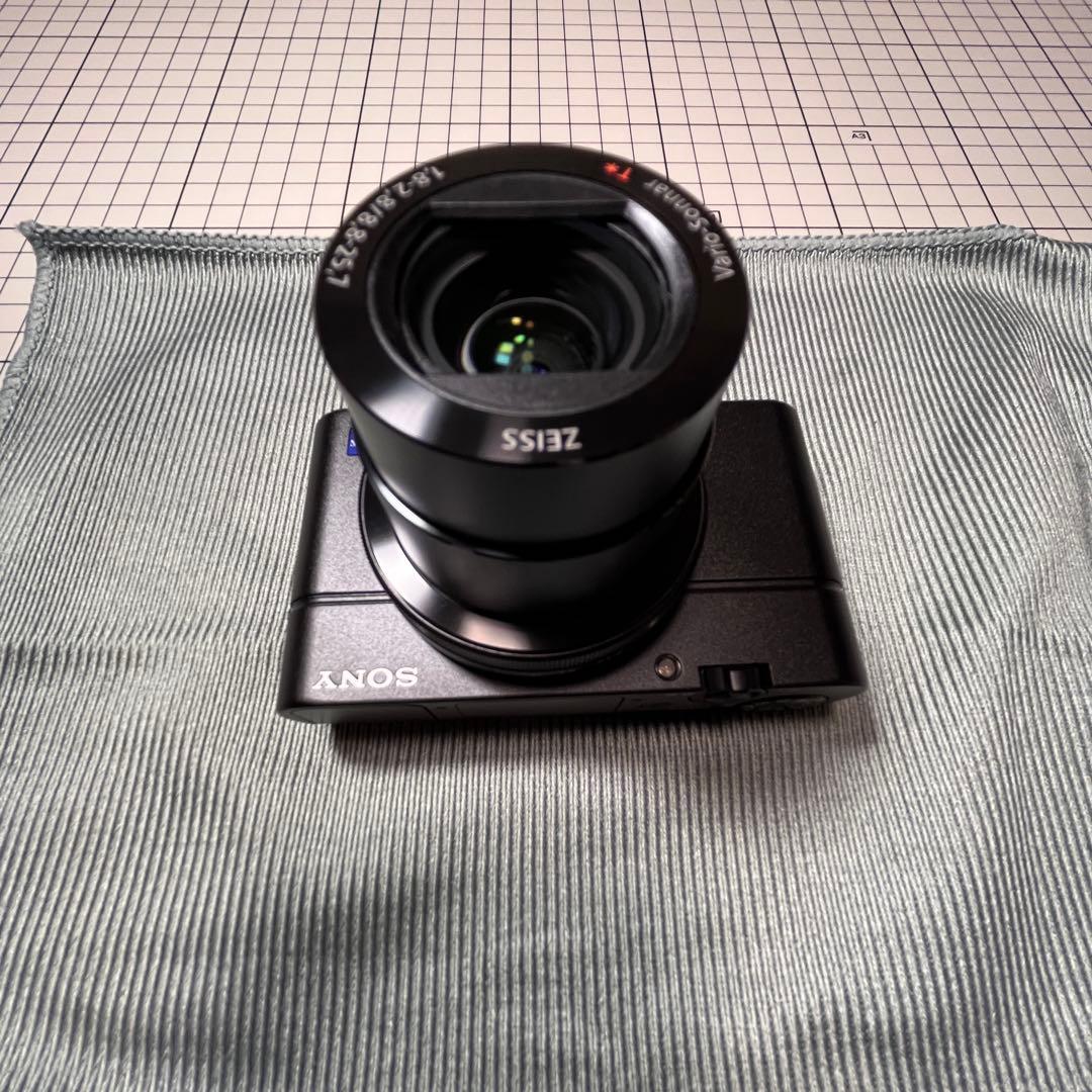 説明書変色のため値引き（超美品）64G sdカード付SONY RX100 III