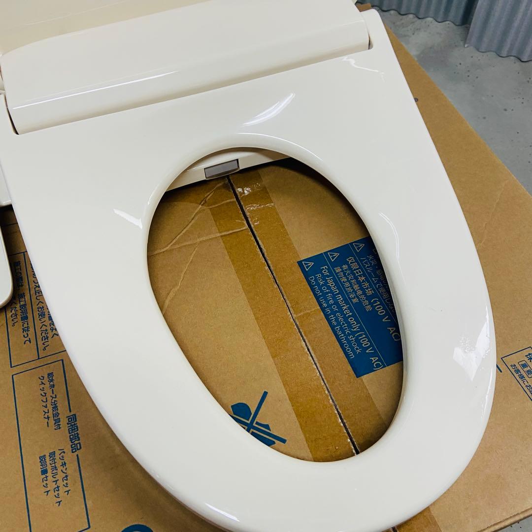 美品⭐️パナソニック　ウォシュレット　温水洗浄便座 2023年製