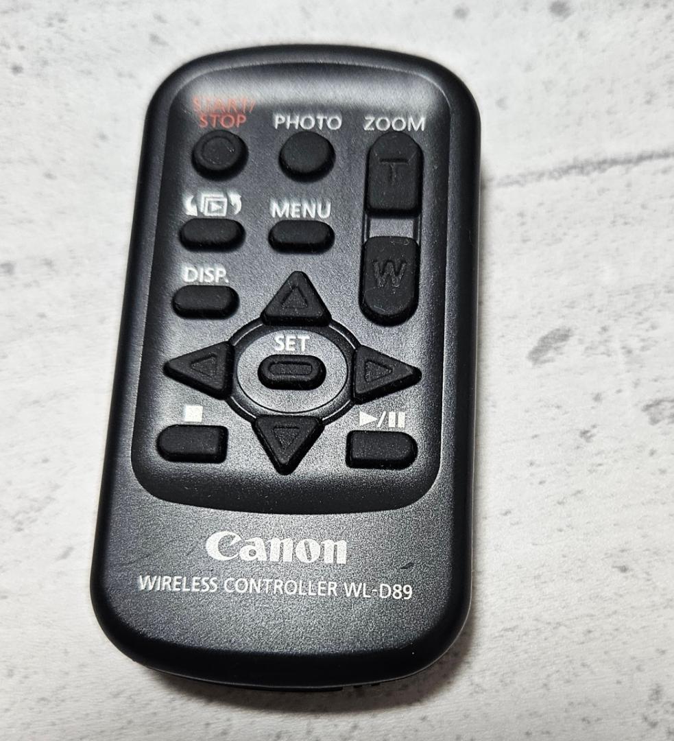 ビデオカメラ Canon iVIS HF M52