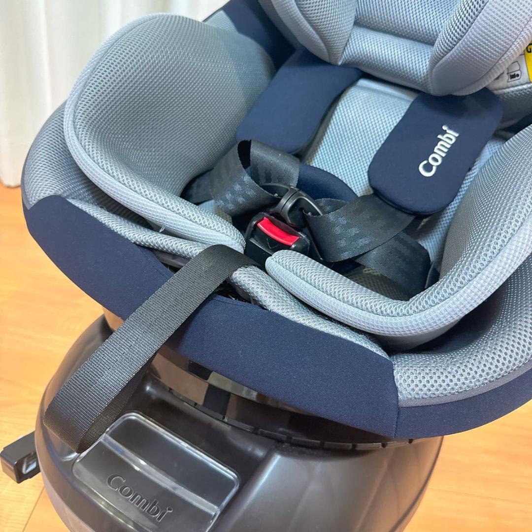 Combi クルムーヴ アドバンス ISOFIX エッグショック JP-590