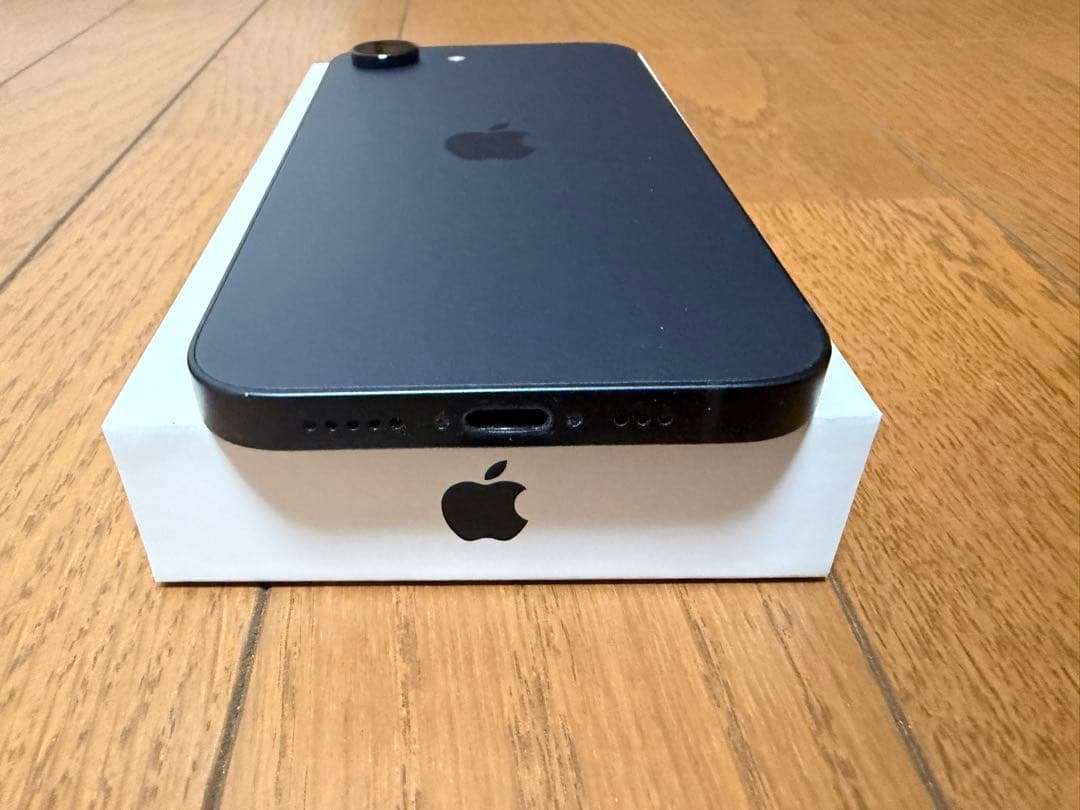 iPhone16e 128GB ブラック SIMフリー ケース