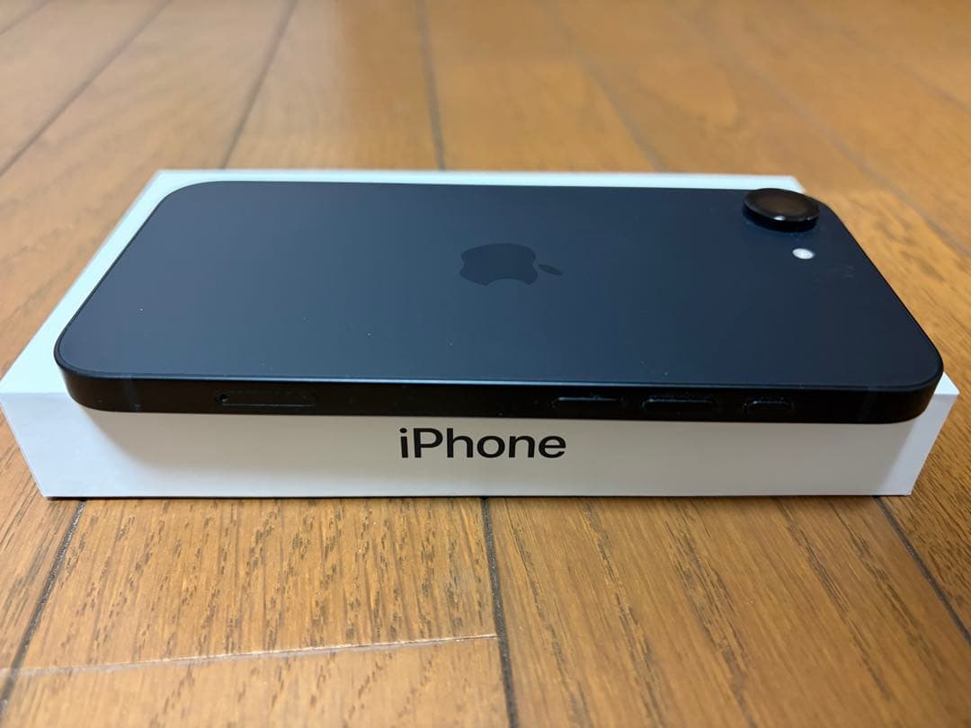 iPhone16e 128GB ブラック SIMフリー ケース