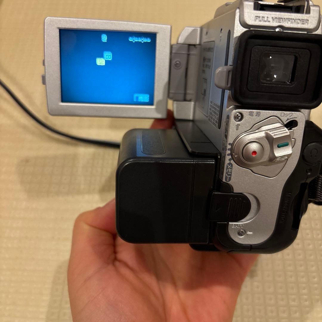 ② SONY　DCR-PC101　MiniDVテープ対応