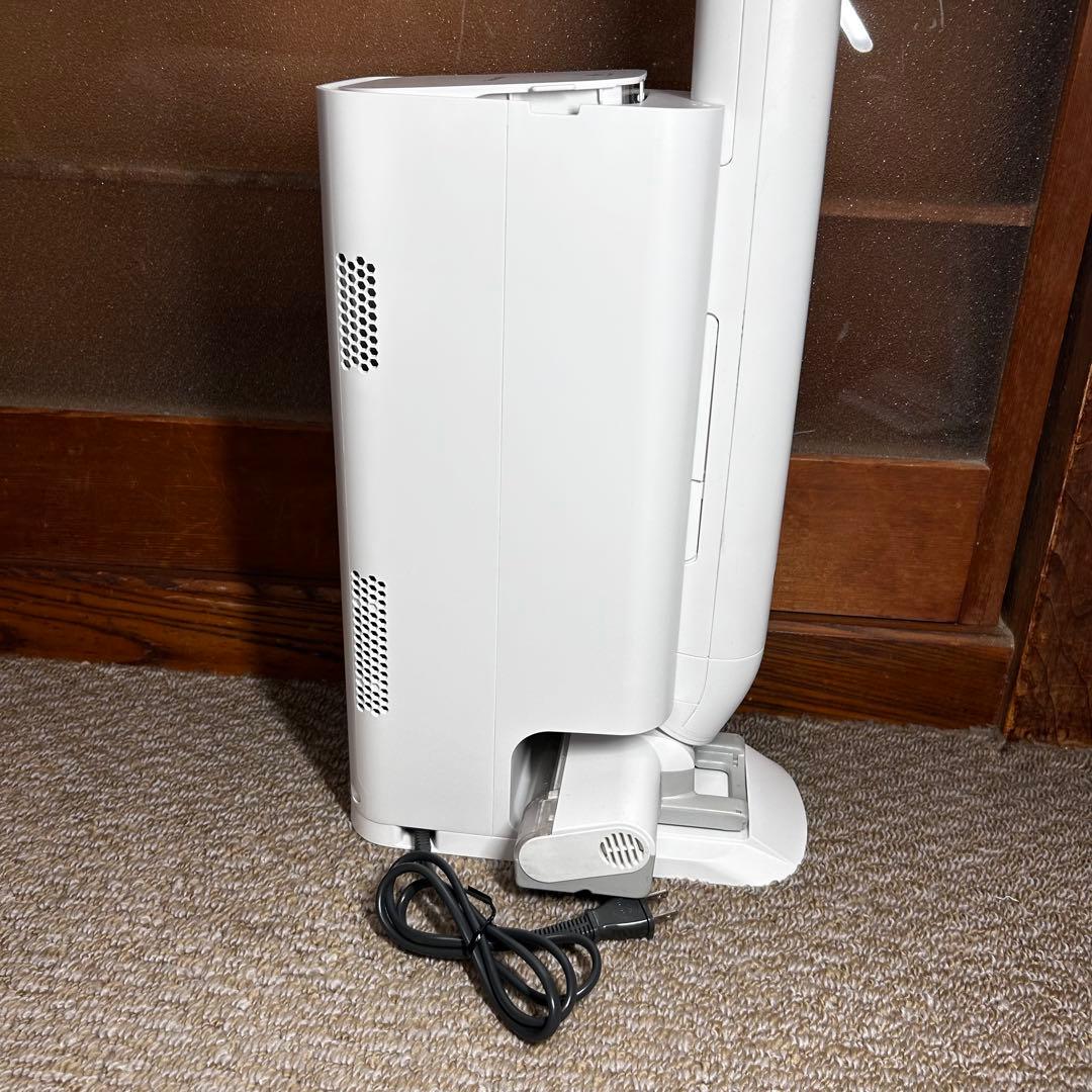 Panasonic MC-NS10K コードレス掃除機 2022年製