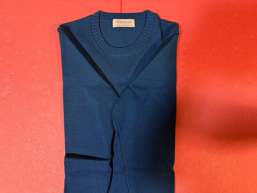 (試着のみの美品)トゥモローランド　メンズニット　セーター Mサイズ