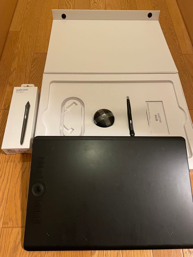 Wacom Intuos Pro largeペンタブレット本体＆pro pen2