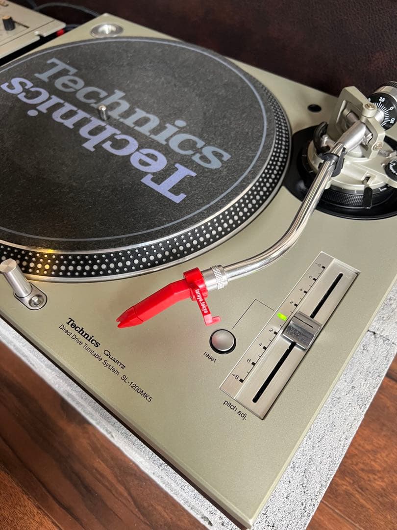 [美品] Technics SL-1200MK5 樽屋赤針付き