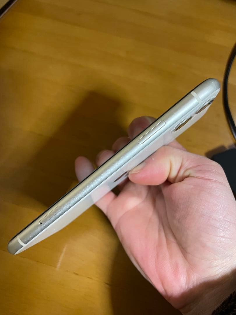 スマートフォン本体 Apple iPhone 11 64GB