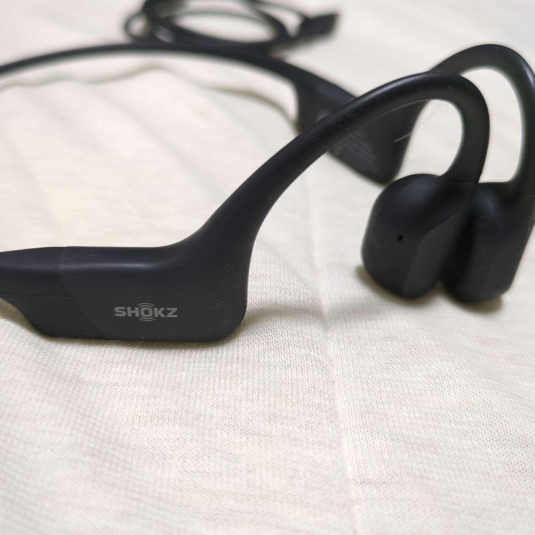 SHOKZ OpenRun 骨伝導イヤホン ブラック USB充電ケーブル付き