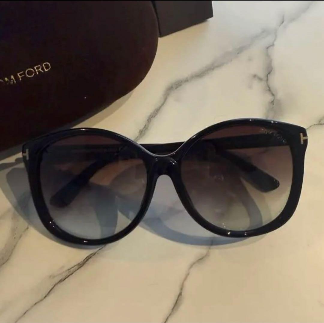 正規品 TOM FORD オーバーサイズサングラス ブラック ケース付き