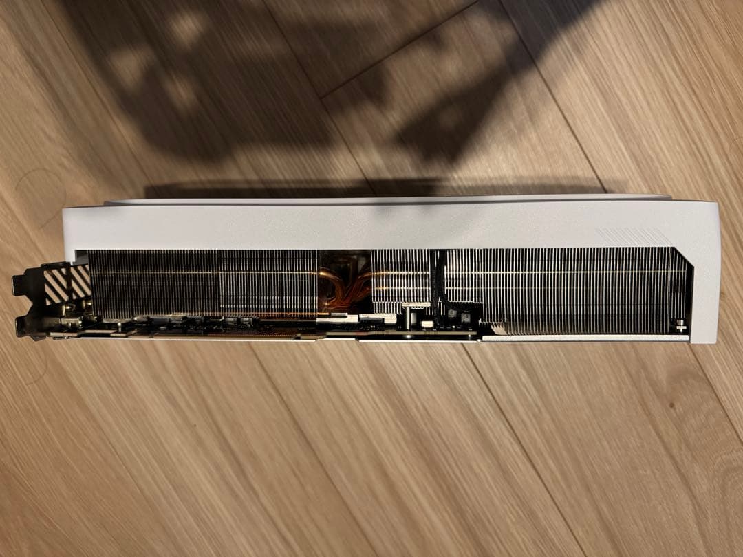 GIGABYTE RTX4090 AERO グラフィックボード　実使用