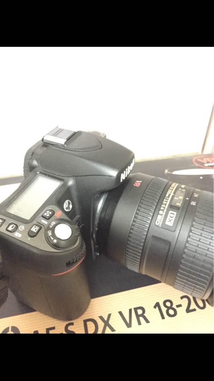 Nikon D80 AF-S DX VR 18-200G レンズキット
