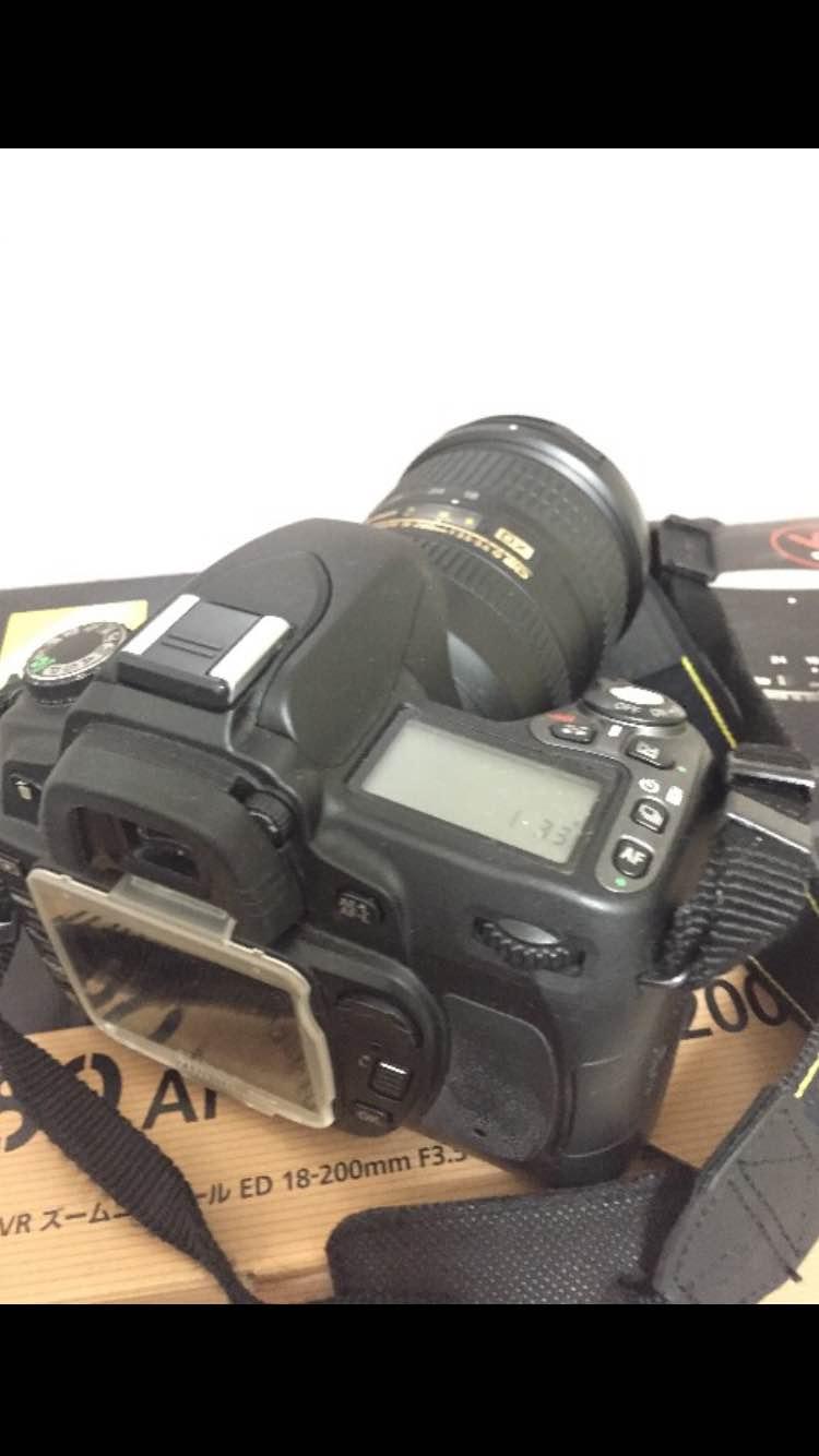 Nikon D80 AF-S DX VR 18-200G レンズキット