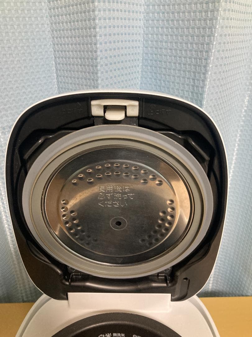 RC-10RM-W TOSHIBA 東芝IHジャー炊飯器5.5合炊き2020年製