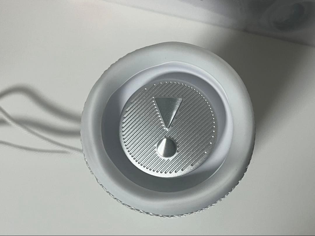 JBL FLiP6 ホワイト