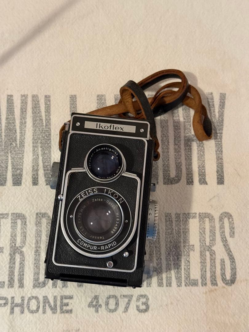二眼レフ ツァイス イコフレックスⅡA テッサー 75mm ジャンク